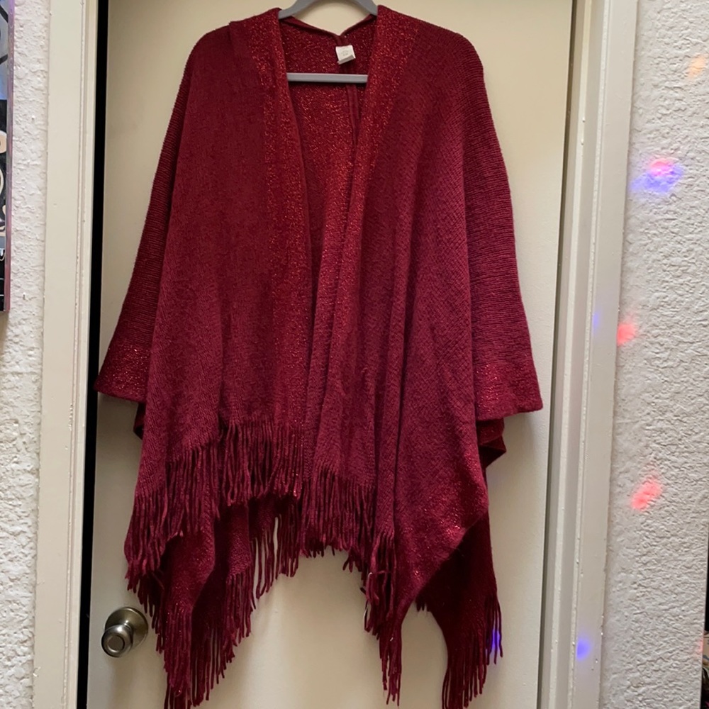 LANE BRYANT OPEN TRIMMED RUBY PONCHO